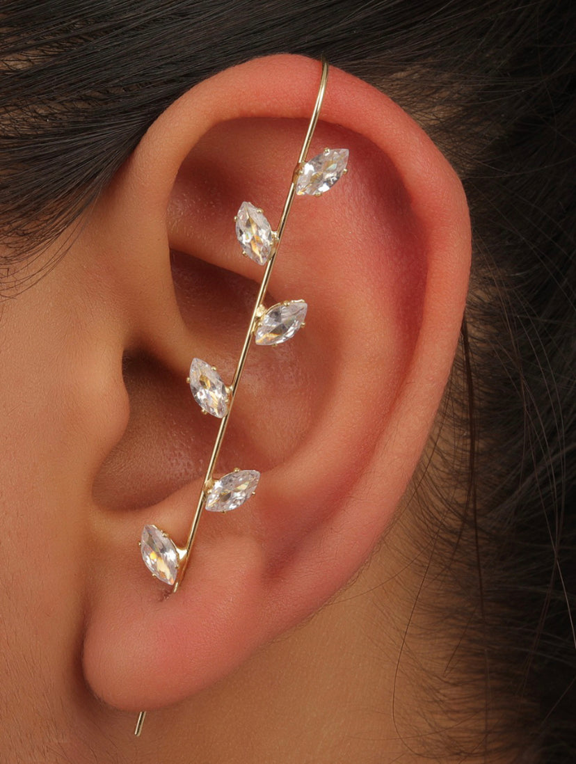 Elegant Leaf Petal Earcuff