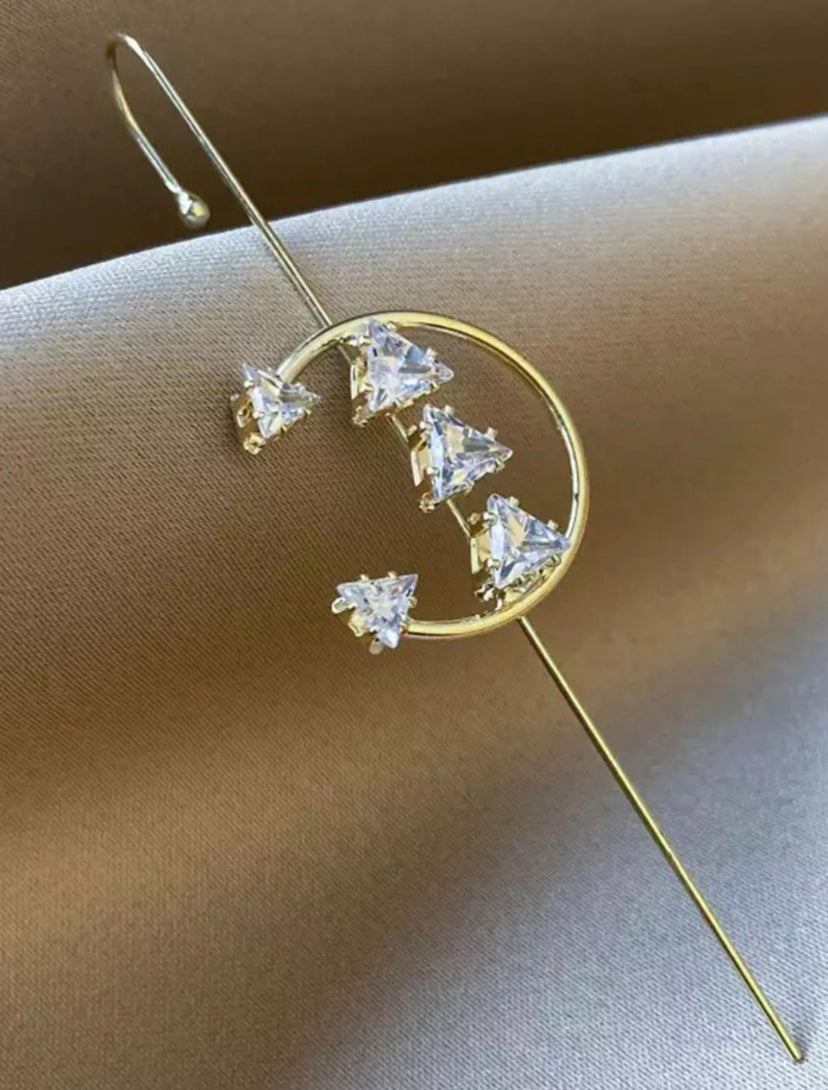 Pretty Moon Diamond Earcuff